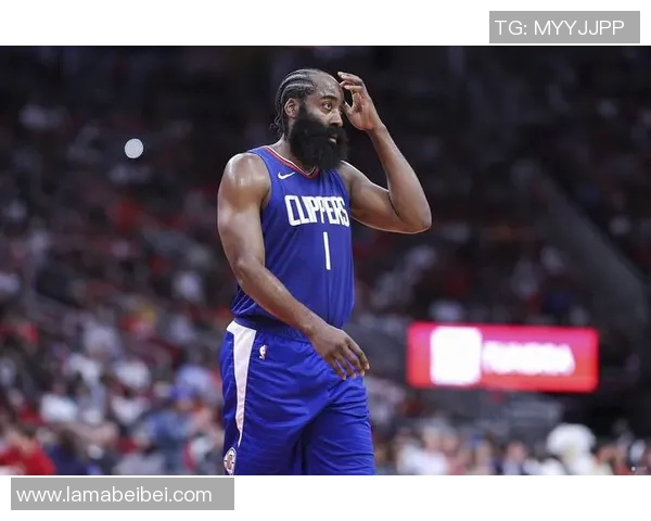 哈登是否该带伤出战？卢：哈登每场比赛都想打 必须尊重他