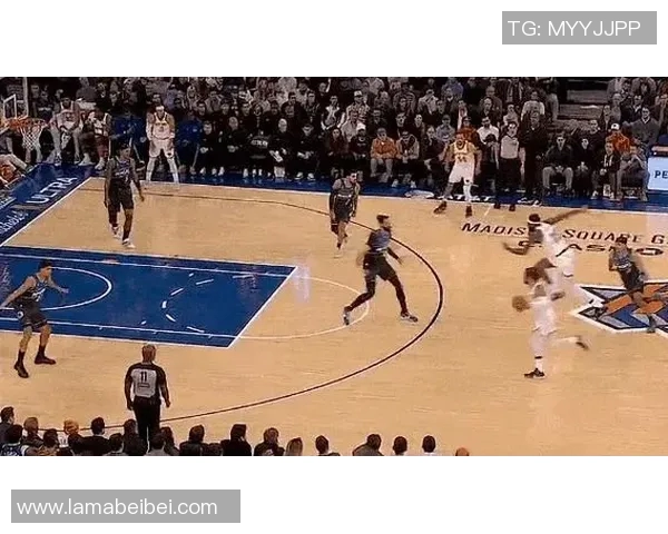 侵犯圆柱体！布伦森干拔三分被鲍威尔犯规 裁判升级一级恶意