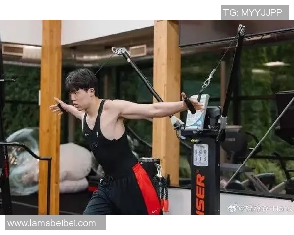 你被圈粉了吗？开拓者造自研版内外双核 杨瀚森跟俩大哥好好练吧